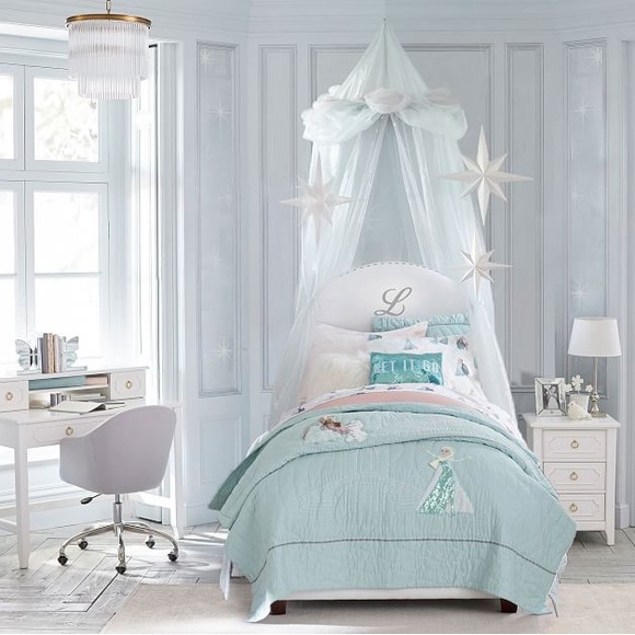 Pottery Barn Disney Frozen twin bedding - Picture 7 of 11